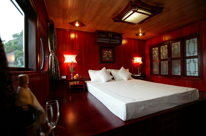 Prince-1-Junk--Cabin